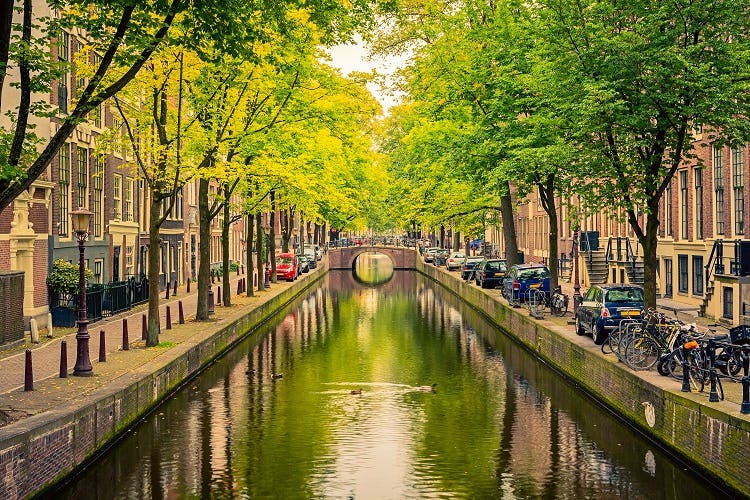 Amsterdamse kademuren als mogelijk bronsysteem voor warmtepompen
