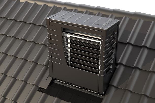 Luchtwarmtepomp met behuizing op dak voldoet aan nieuwe geluidseisen