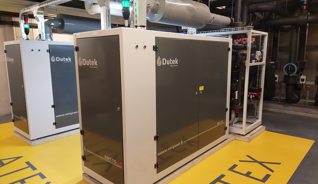 Isobutaanwarmtepompen van de Nederlandse fabrikant Dutek, in het Provinciehuis van Overijssel. 