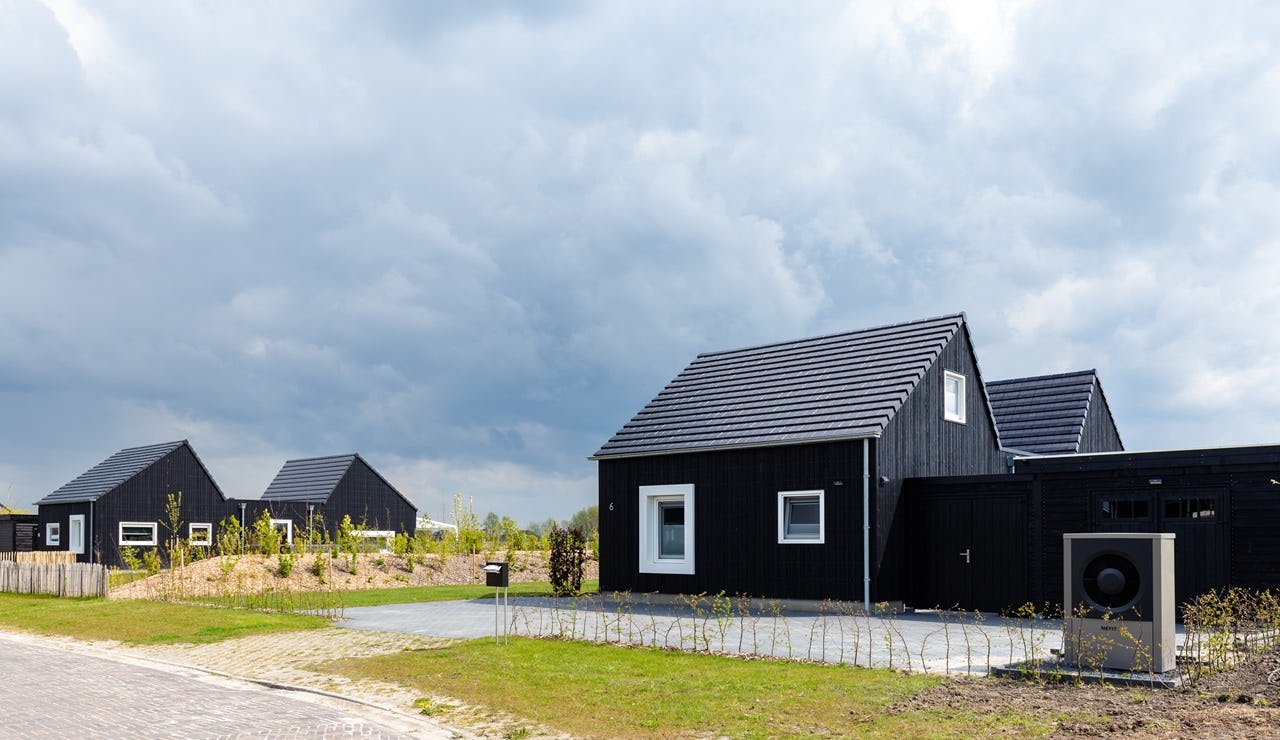 Woning met warmtepomp, in projectgebied de Blauwe Stad in de provincie Groningen.