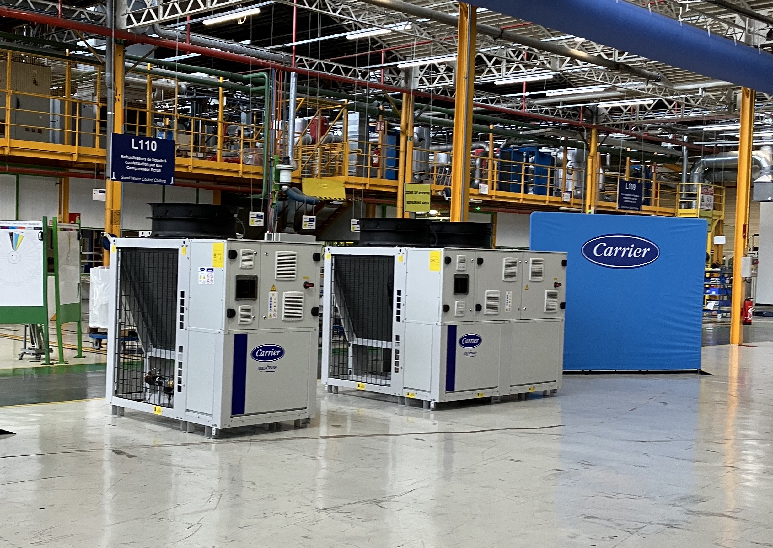 De nieuwe warmtepomp AquaSnap 61AQ in de Carrier-fabriek in Montluel.