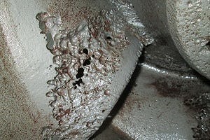 Cavitatieschade aan een pompwaaier.