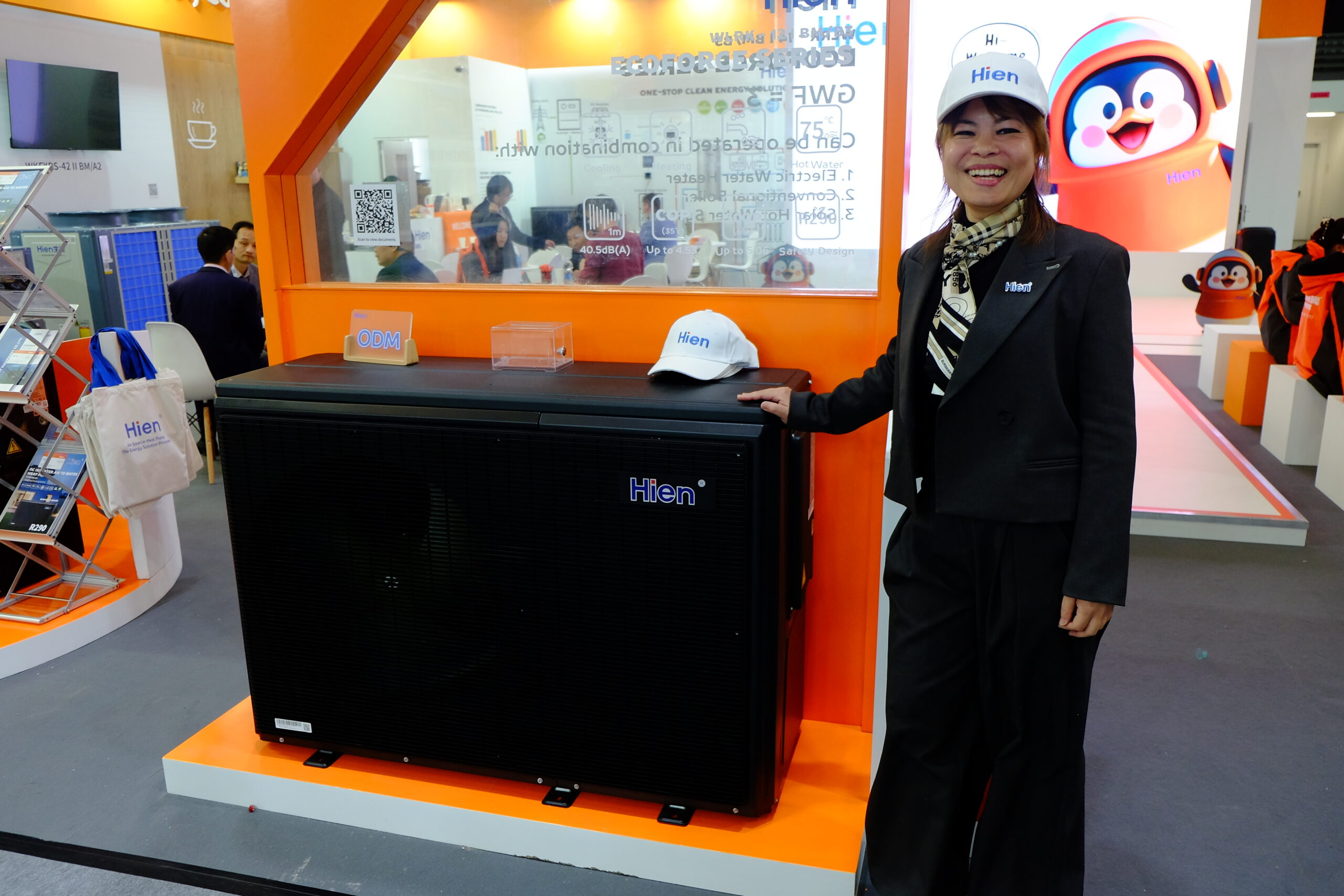 Volgens Nora Lee gaat Hien succesvol worden in Europa, net zoals het bedrijf in China al is. 