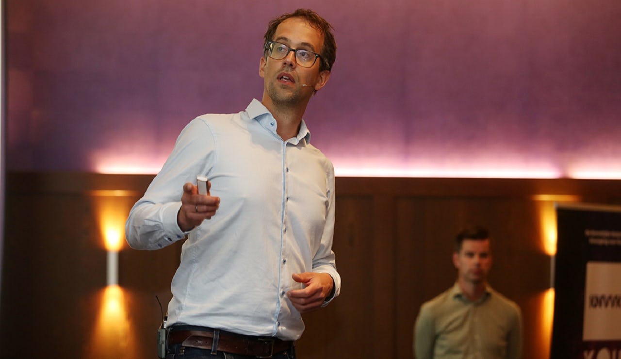 Haitsma tijdens zijn presentatie op het Koudecongres: “Wie warmte over heeft, mag zich melden.”