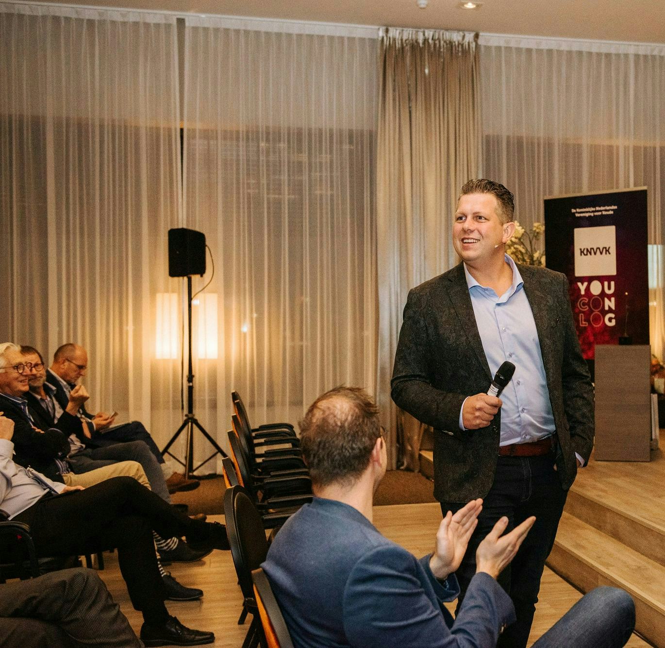 Twan Aarts (op de foto
mededagvoorzitter op het Koudecongres in 2022) spreekt o.a. over ontwerpkeuzes.