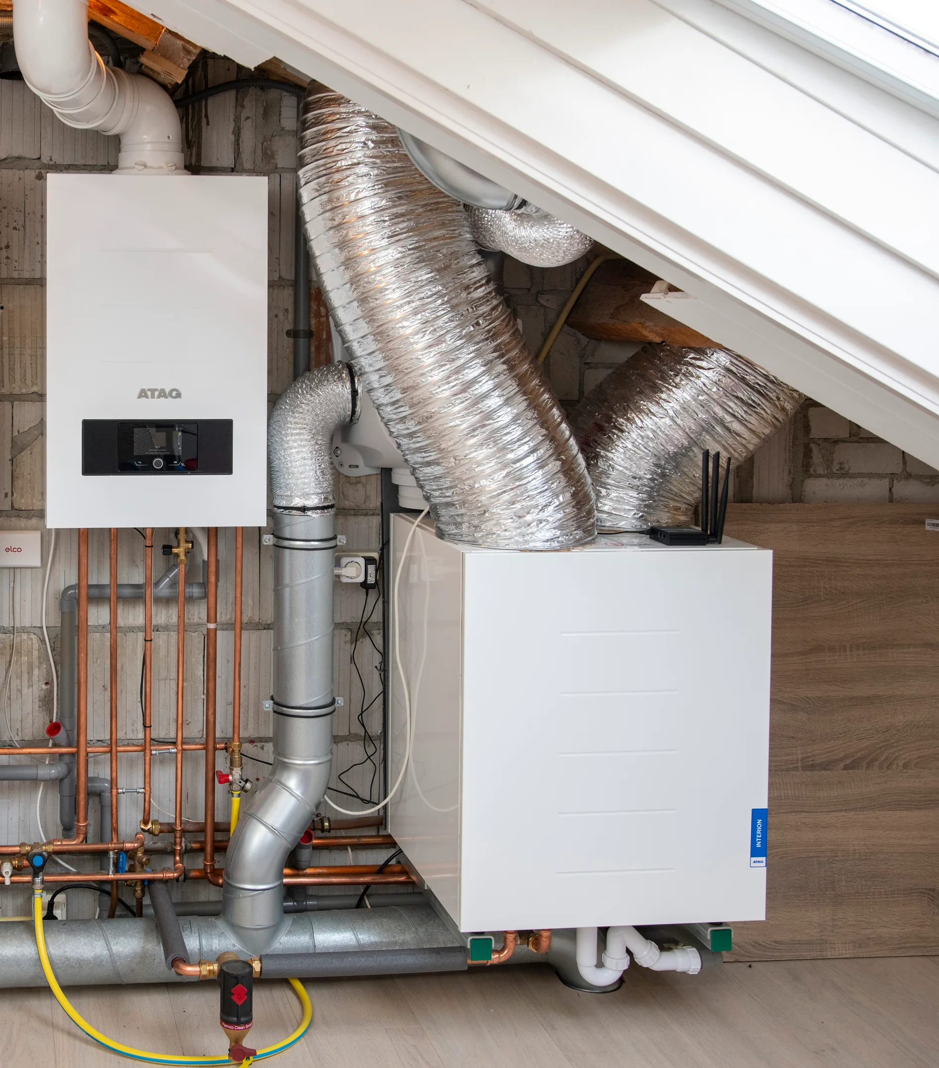 Installatie warmtepomp boiler en cv Atag Interion door Berkhout Installatie in Heerhugowaard met Marco Berkhout